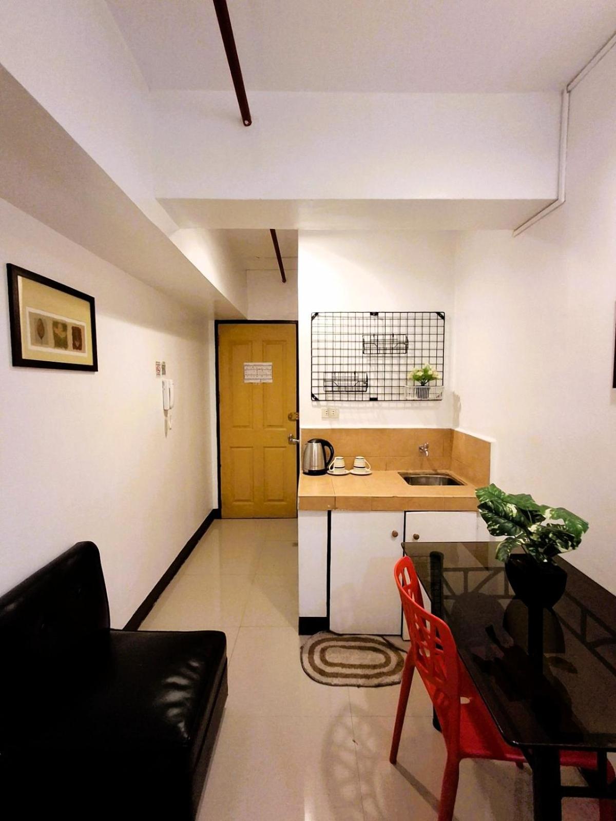 Makati Poblacion Hotel Mandaluyong Exterior foto